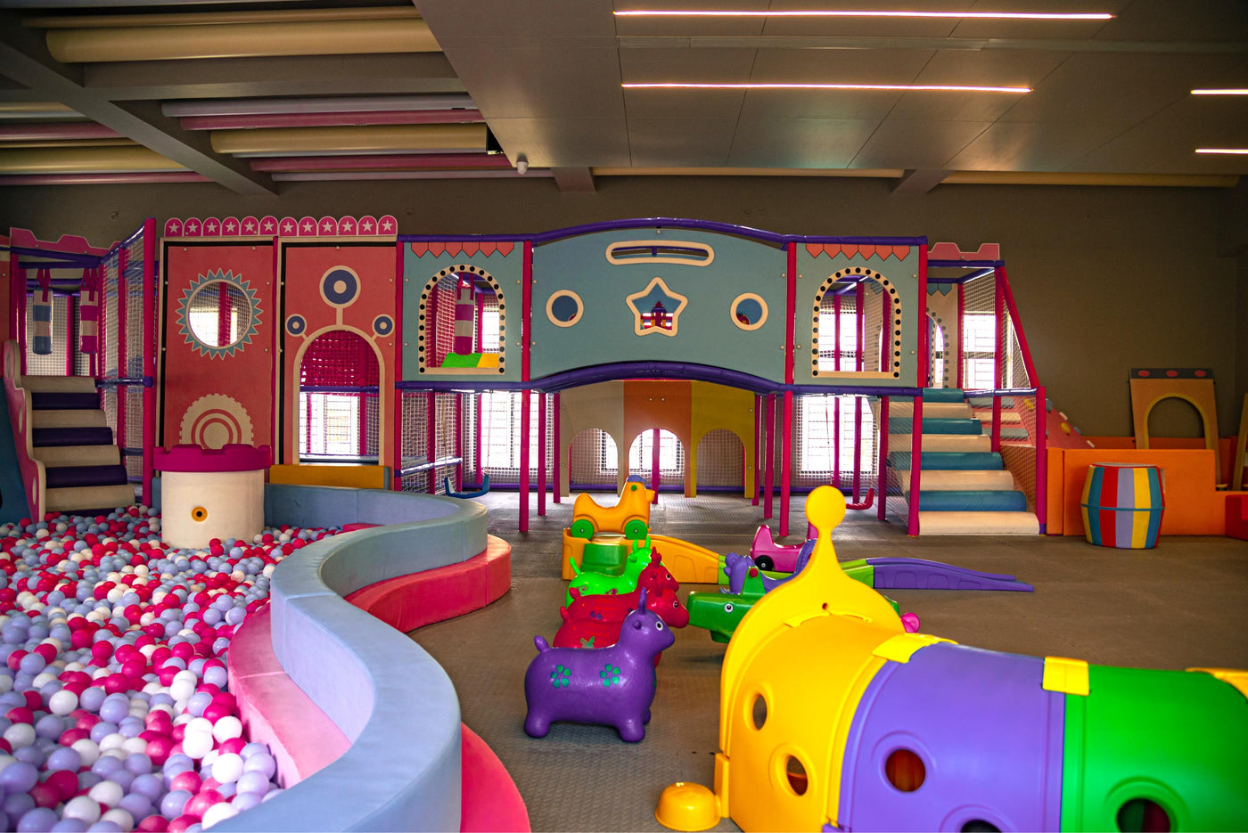 Kids arena at Oneiros Adajan